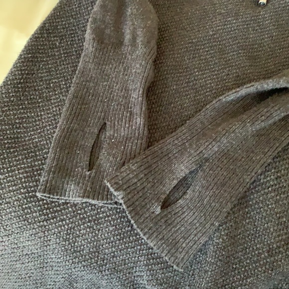 Dakini Dark Gray Hooded Long Sweater Dress - Picture 10 of 12